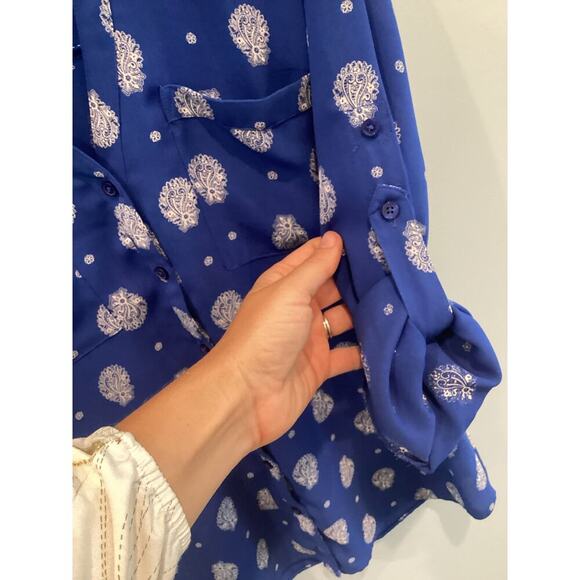 Express Portofino Shirt Size M Royal Blue Paisley Roll Tab Sleeve Work Office - Picture 6 of 9